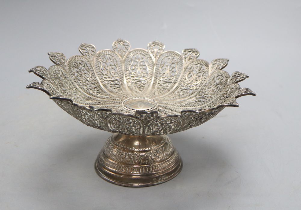 A late Victorian filigree silver fruit bowl, base only hallmarked London, 1897, top unmarked